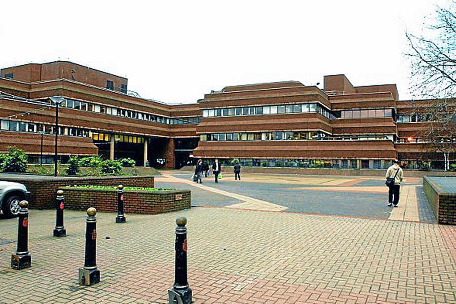 62 Koleksi Civic Car Park Wolverhampton HD Terbaru